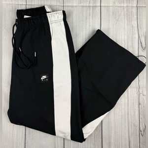 NWT! Nike Air Open Hem Fleece Pant HJ0287-010 Black White Sz Medium Men’s